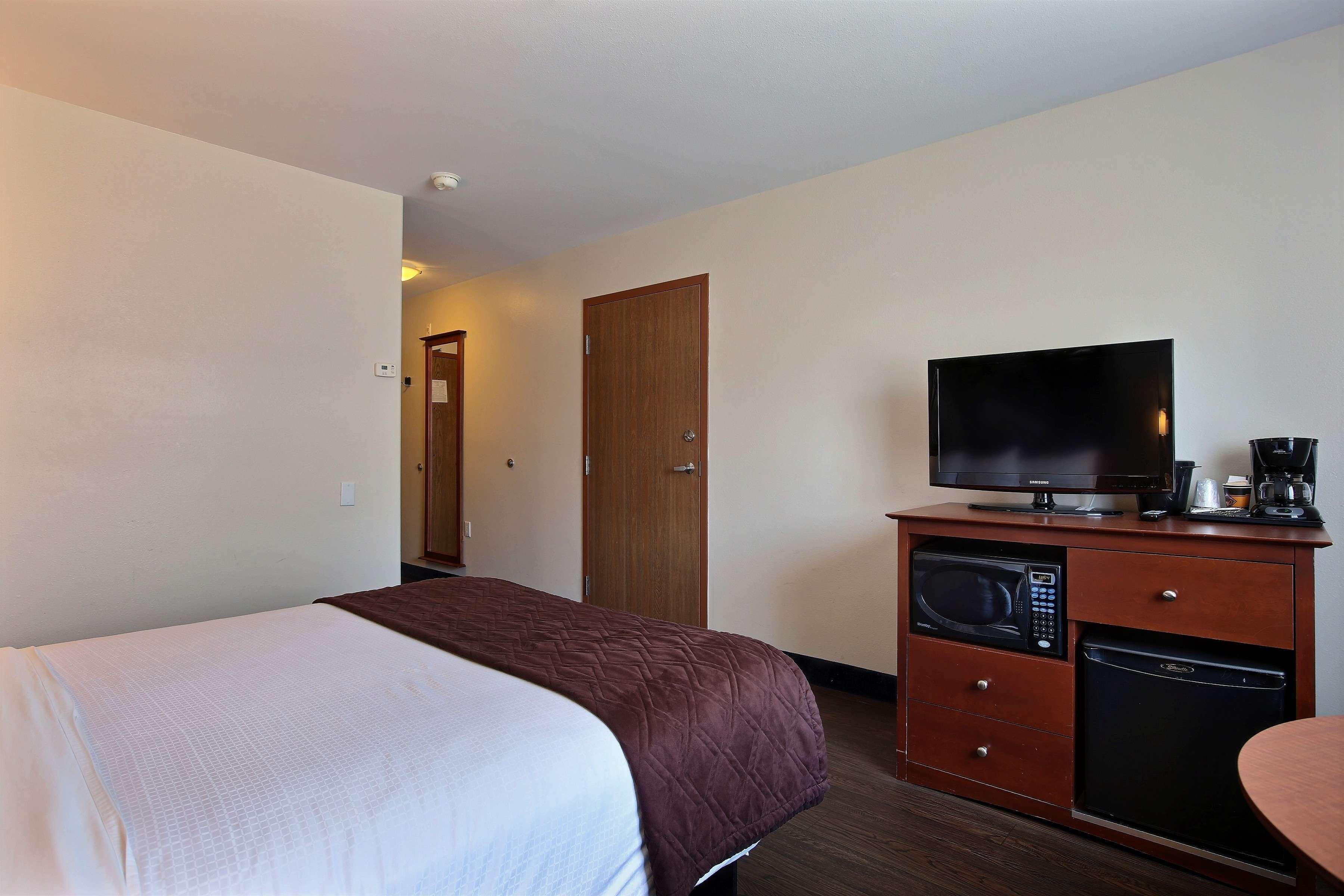 Super 8 By Wyndham Trois-Rivieres Ξενοδοχείο Εξωτερικό φωτογραφία