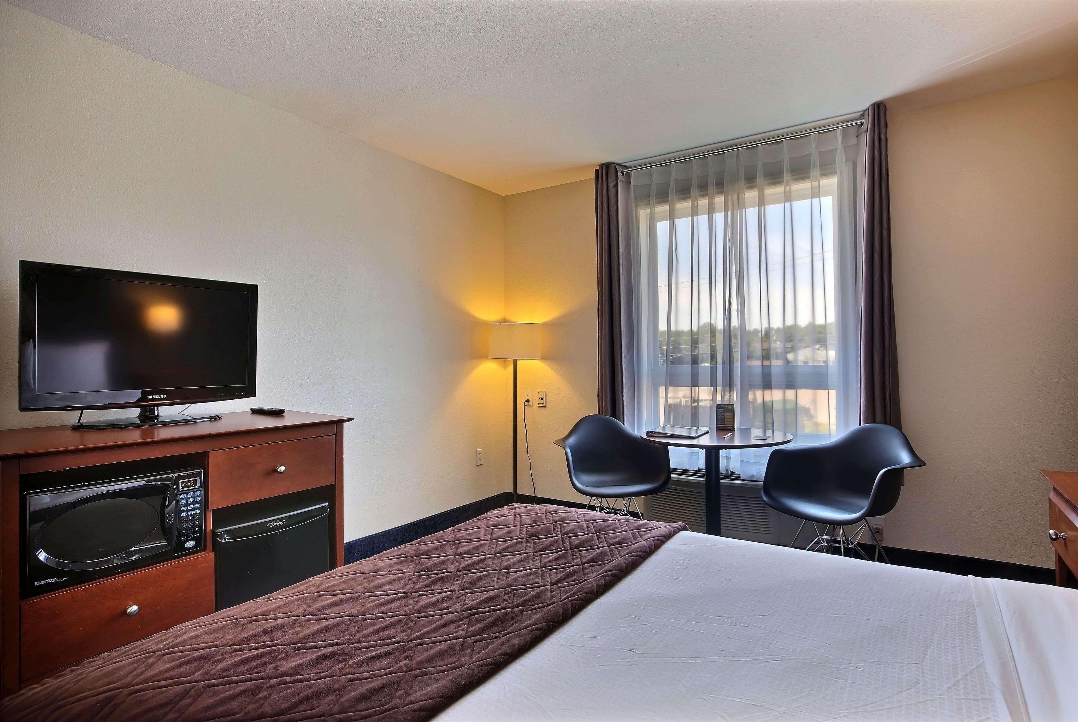 Super 8 By Wyndham Trois-Rivieres Ξενοδοχείο Εξωτερικό φωτογραφία