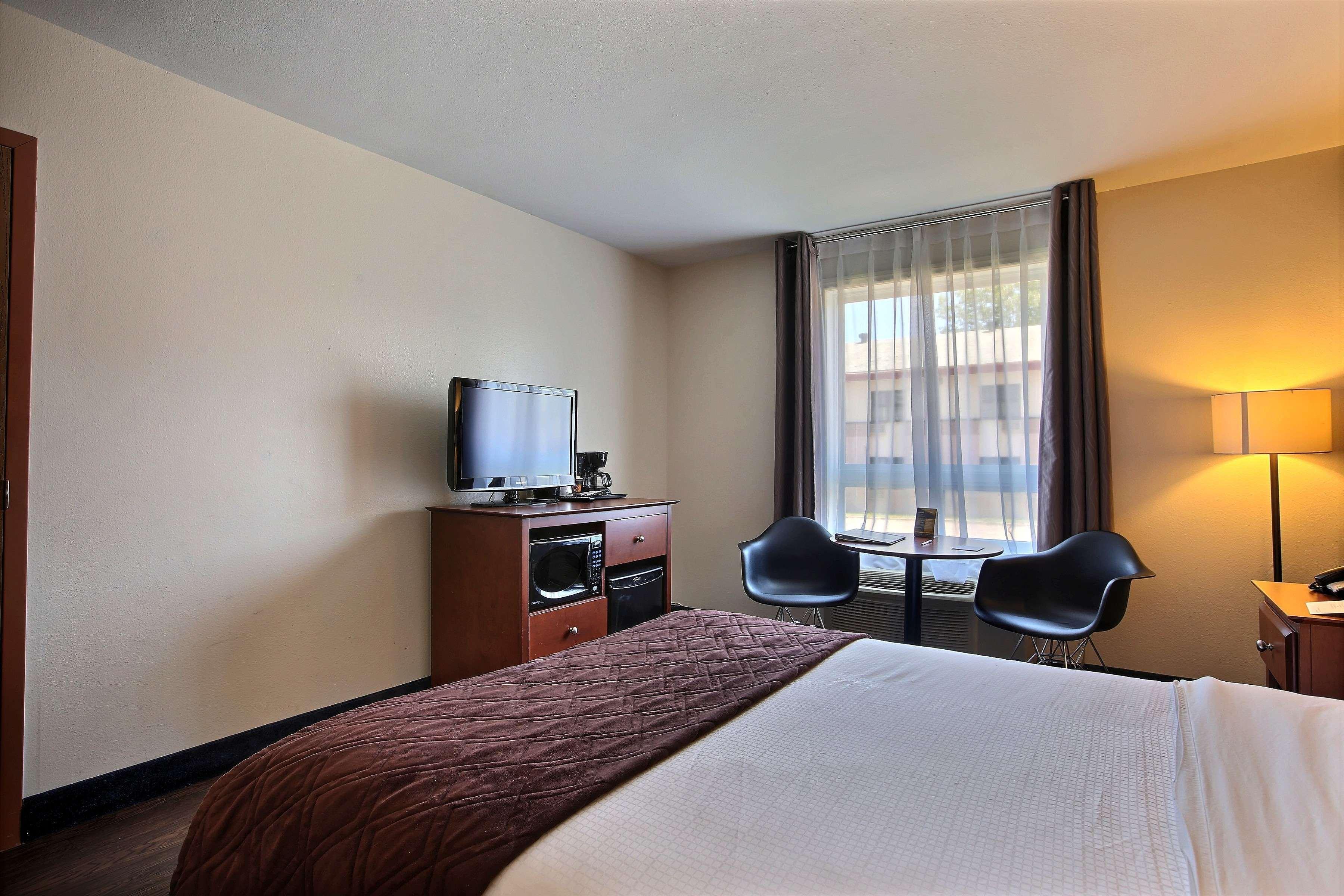 Super 8 By Wyndham Trois-Rivieres Ξενοδοχείο Εξωτερικό φωτογραφία