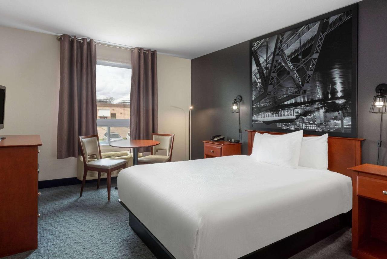 Super 8 By Wyndham Trois-Rivieres Ξενοδοχείο Εξωτερικό φωτογραφία