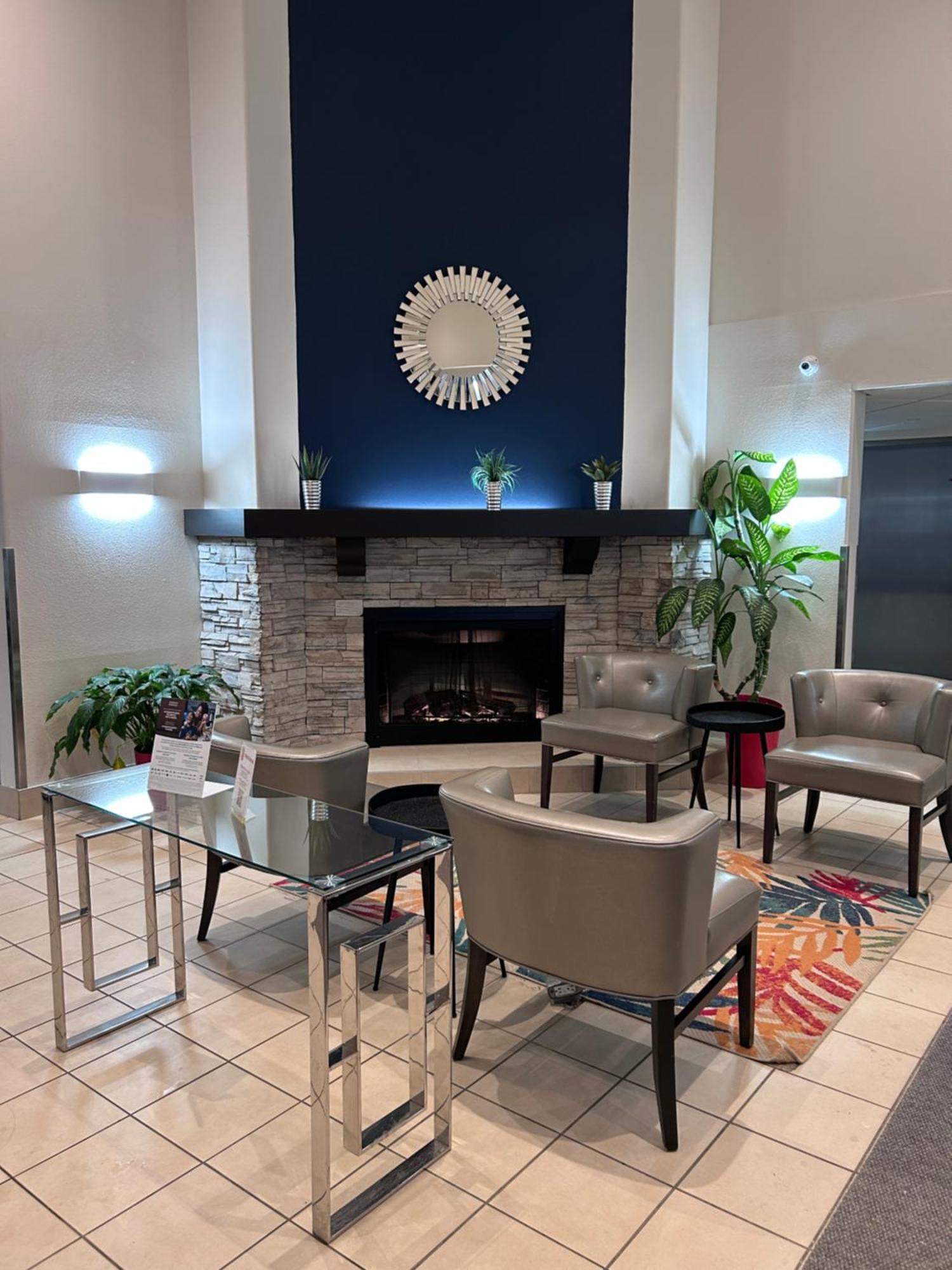 Super 8 By Wyndham Trois-Rivieres Ξενοδοχείο Εξωτερικό φωτογραφία